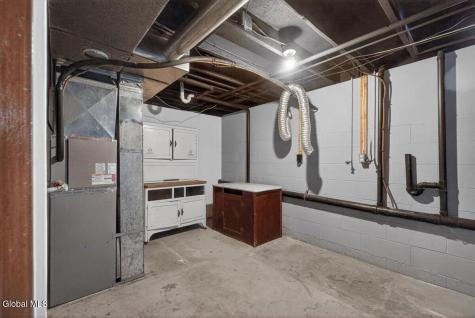 12 Winifred Drive Albany NY 12205
