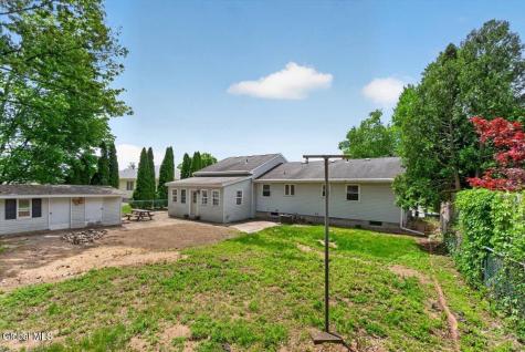 12 Winifred Drive Albany NY 12205