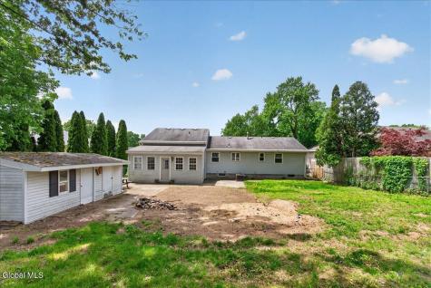 12 Winifred Drive Albany NY 12205