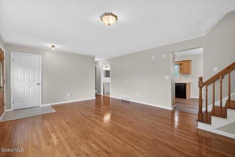 12 Winifred Drive Albany NY 12205