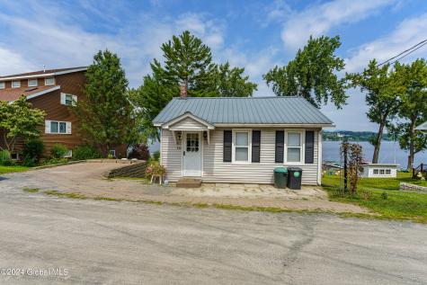 537 Vandenburgh Point Road Gloversville NY 12078