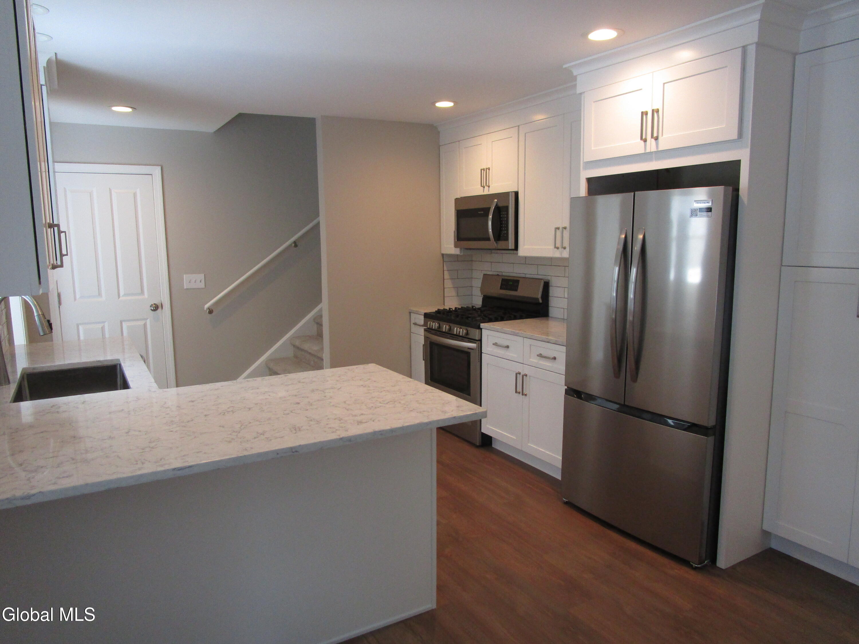 29 Garling Drive Latham NY 12205