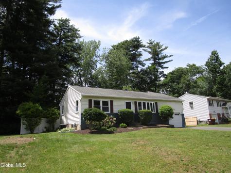 29 Garling Drive Latham NY 12205