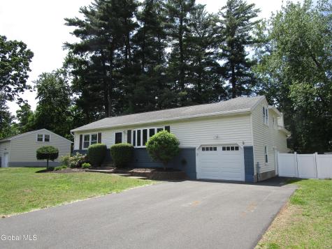 29 Garling Drive Latham NY 12205
