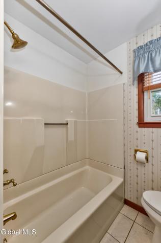 24 Midland Road Troy NY 12180