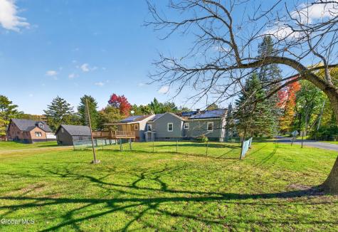24 Midland Road Troy NY 12180