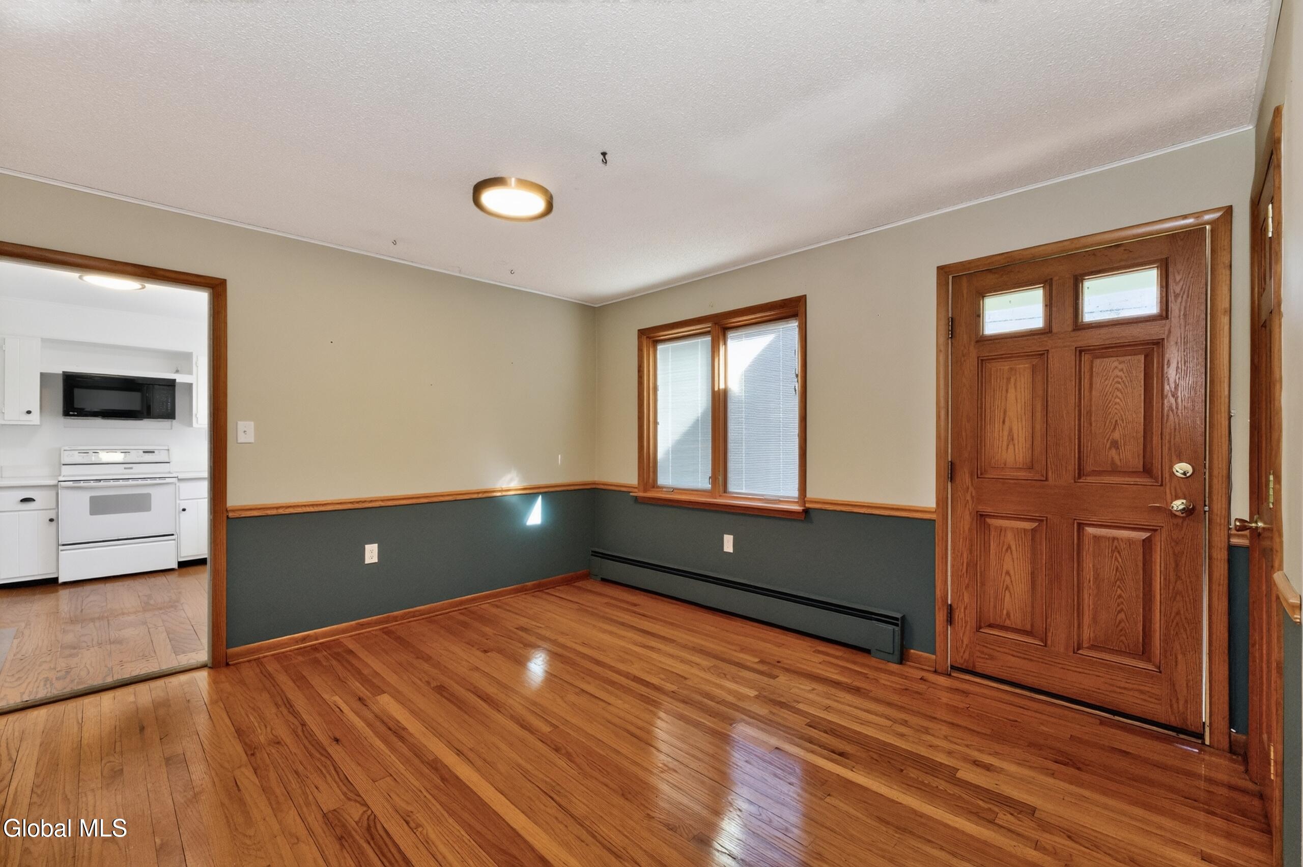 24 Midland Road Troy NY 12180