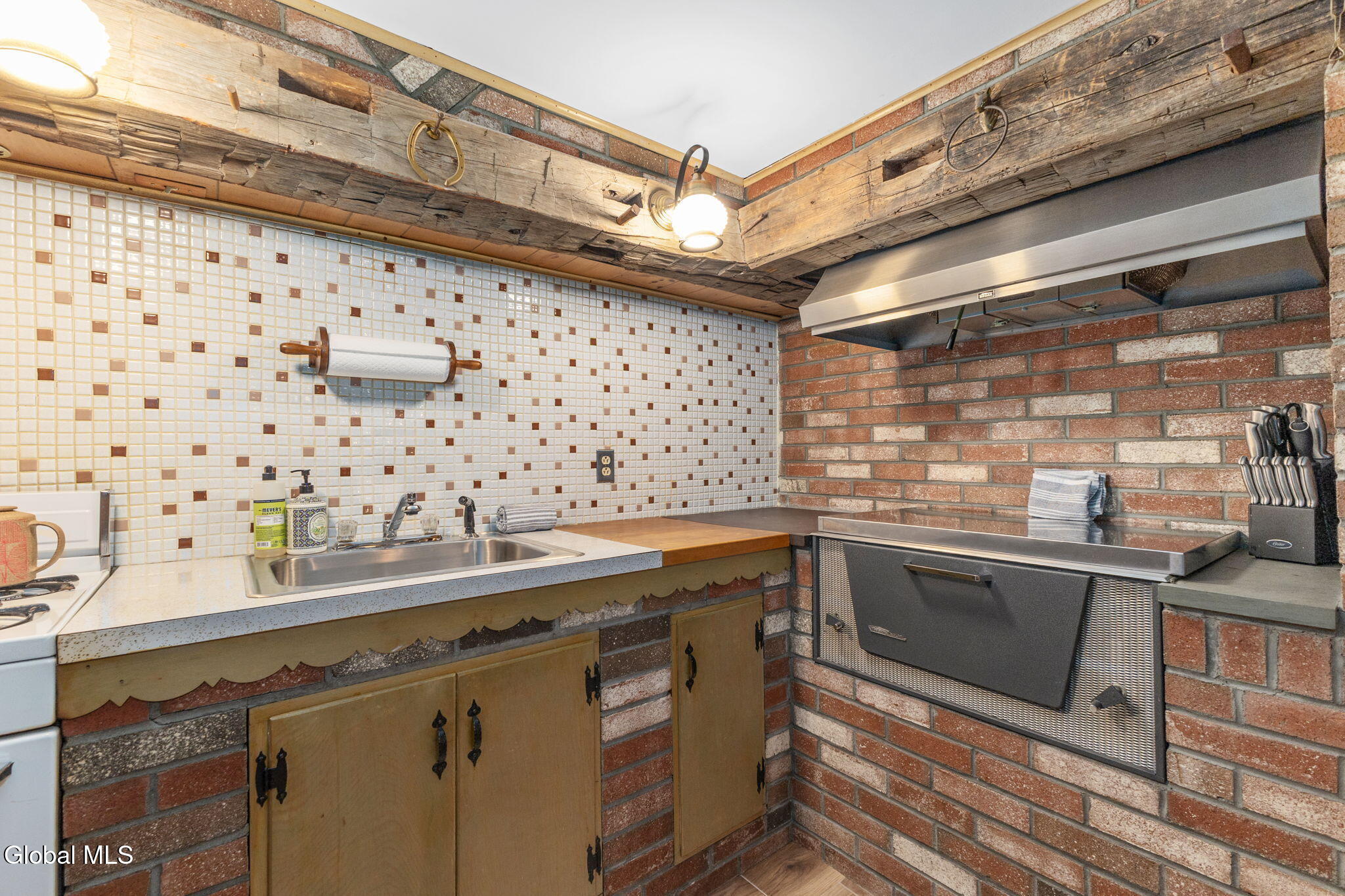 137 East Avenue Saratoga Springs NY 12866