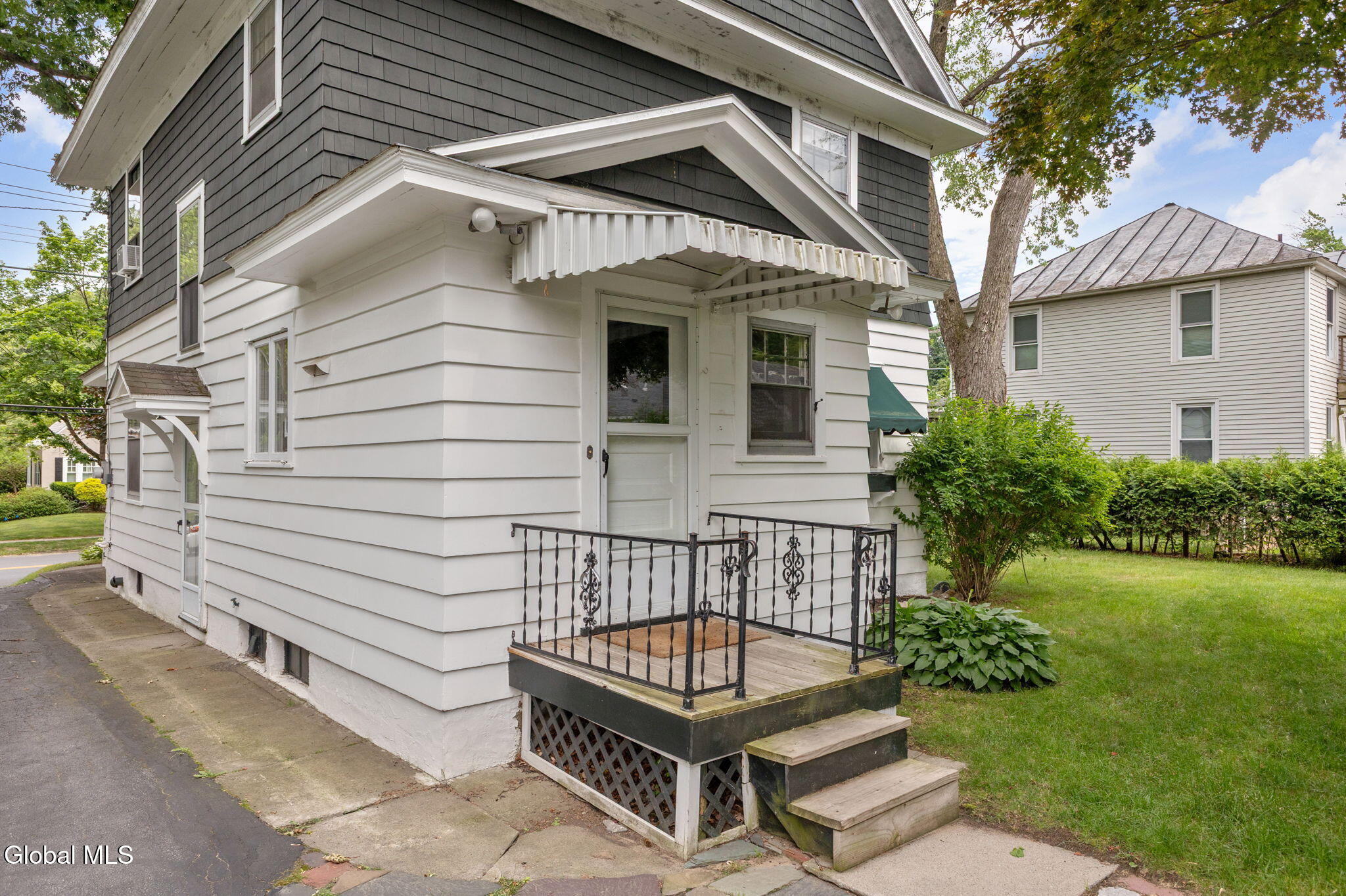 137 East Avenue Saratoga Springs NY 12866