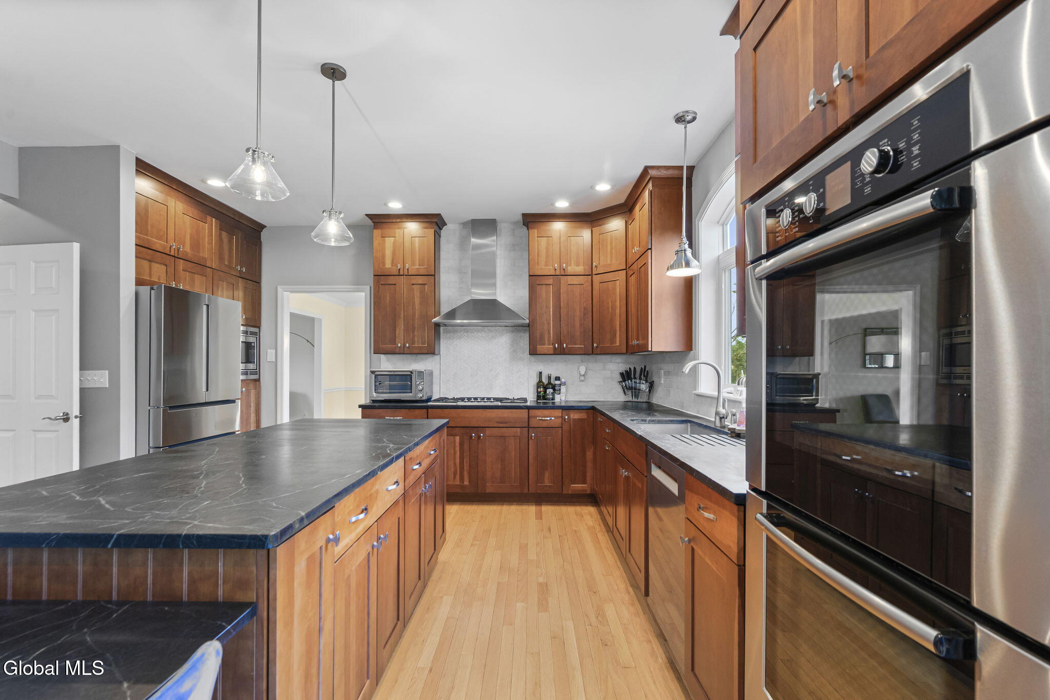 381 Doctor Shaw Road Slingerlands NY 12159