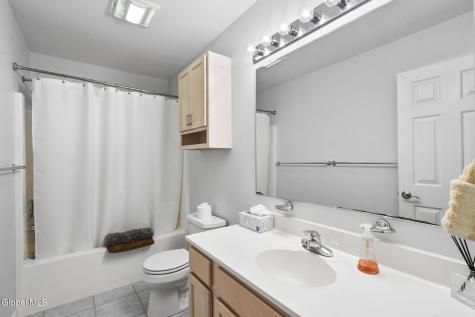 381 Doctor Shaw Road Slingerlands NY 12159