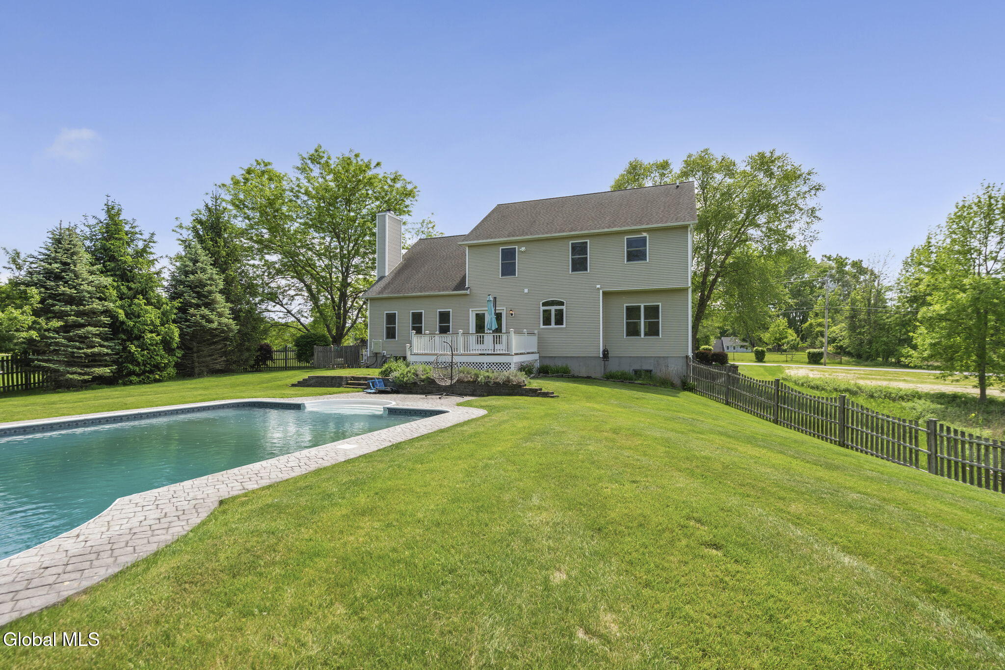 381 Doctor Shaw Road Slingerlands NY 12159