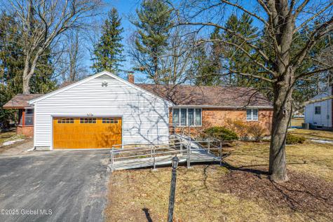 1 Cherry Lane Glenville NY 12302