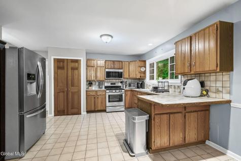 106 Brockley Drive Delmar NY 12054