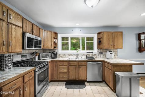 106 Brockley Drive Delmar NY 12054