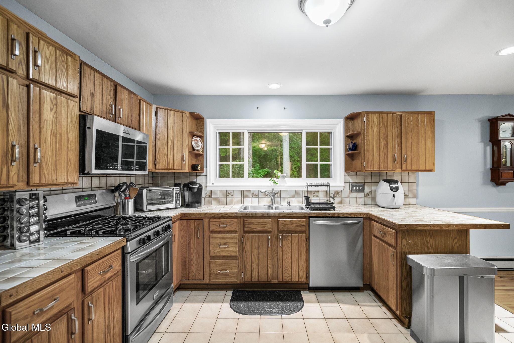 106 Brockley Drive Delmar NY 12054