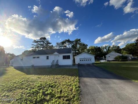3 Ryder Avenue South Glens Falls NY 12803