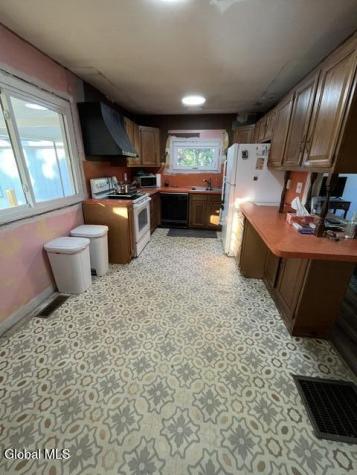 3 Ryder Avenue South Glens Falls NY 12803