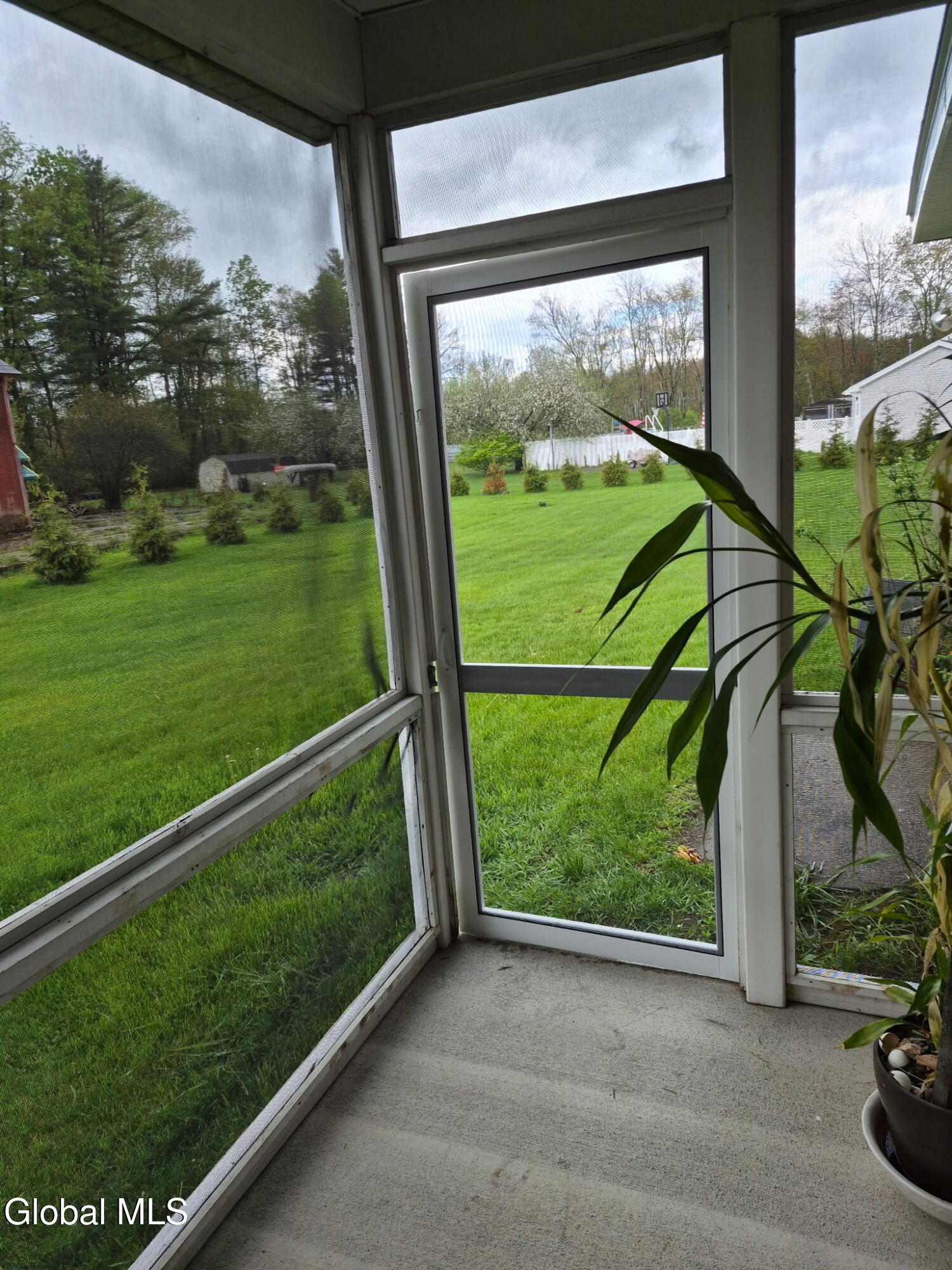 104 Cronin Road Queensbury NY 12804
