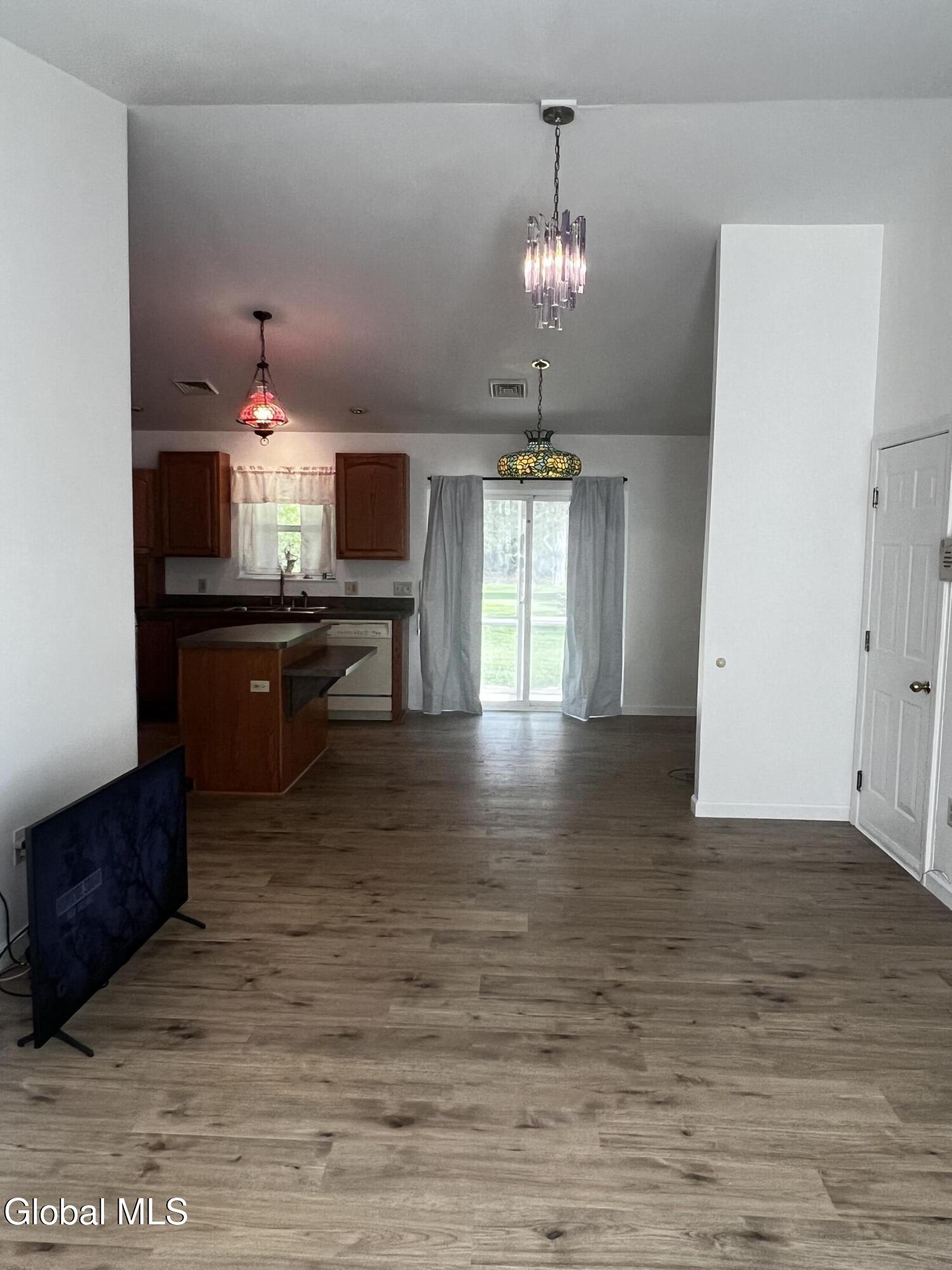 104 Cronin Road Queensbury NY 12804