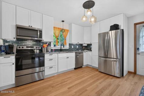 35 Neil Boulevard Selkirk NY 12158