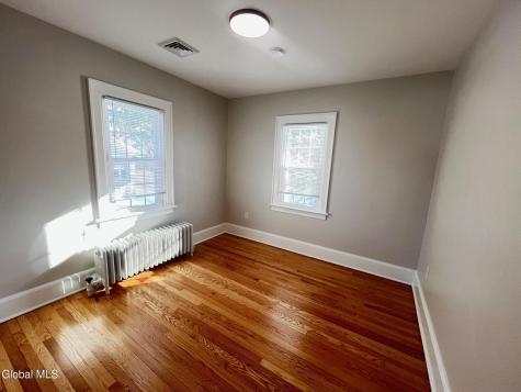 1971 Nott Street Niskayuna NY 12309