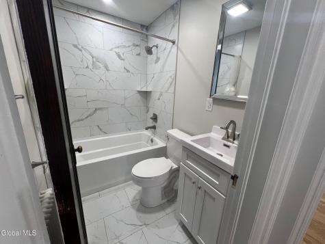 1971 Nott Street Niskayuna NY 12309