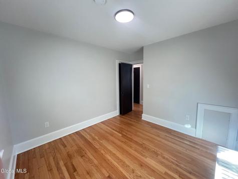 1971 Nott Street Niskayuna NY 12309