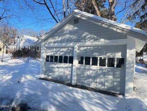 1971 Nott Street Niskayuna NY 12309