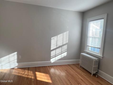 1971 Nott Street Niskayuna NY 12309