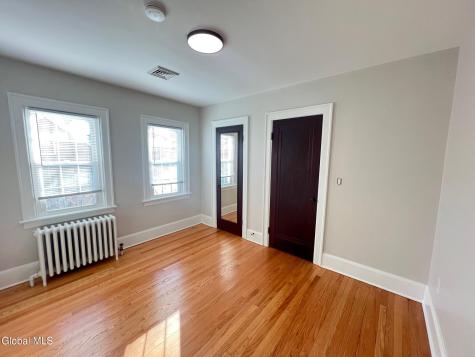 1971 Nott Street Niskayuna NY 12309