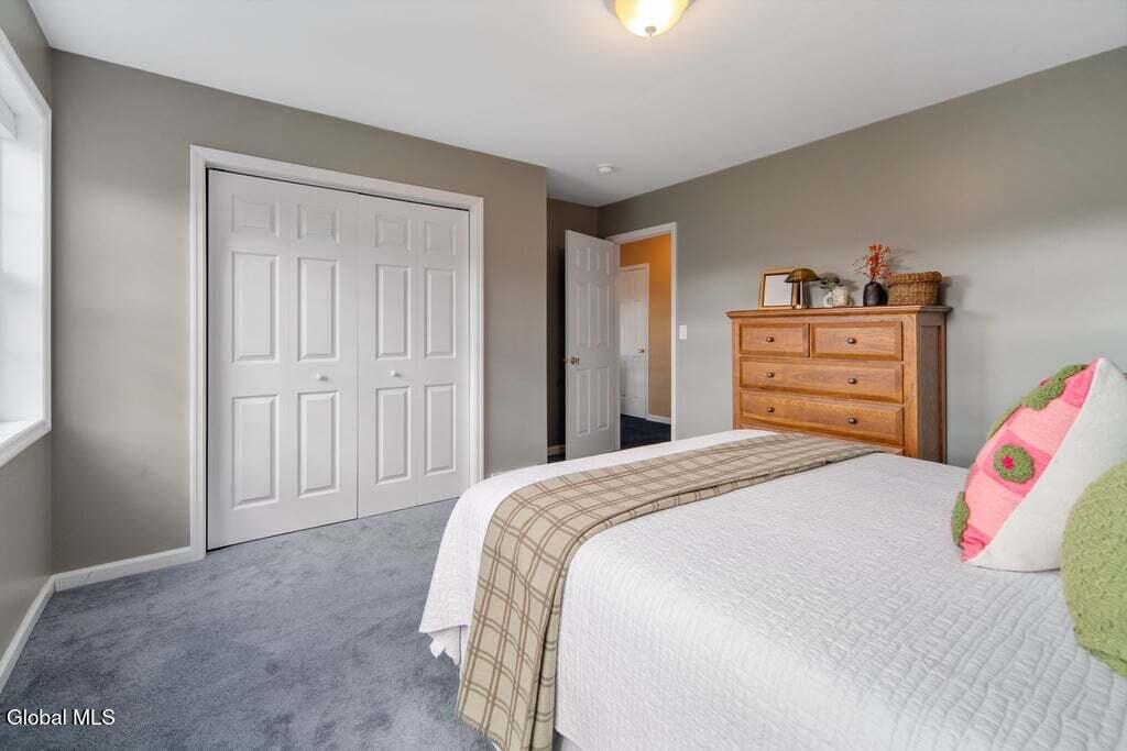 15 Mallard Drive Rexford NY 12148