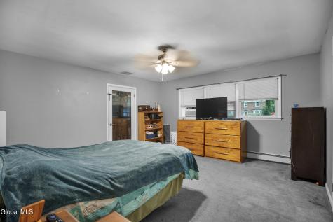 26 Fort Amherst Road Queensbury NY 12804