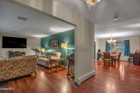 26 Fort Amherst Road Queensbury NY 12804