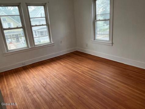26 Linden Street Schenectady NY 12304
