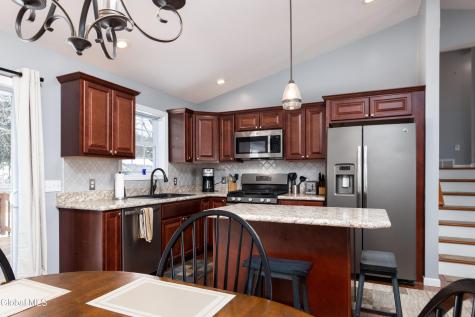 20 Quarry Circle Way Kingsbury NY 12839