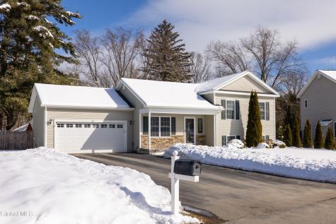 20 Quarry Circle Way Kingsbury NY 12839