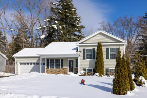 20 Quarry Circle Way Kingsbury NY 12839