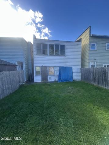 29 Mcelwain Avenue Cohoes NY 12047