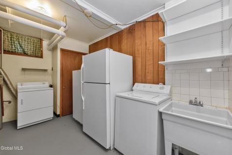 1082 Cornelius Avenue Niskayuna NY 12309