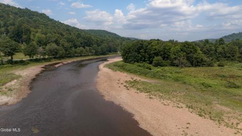 269 River Road Northville NY 12134