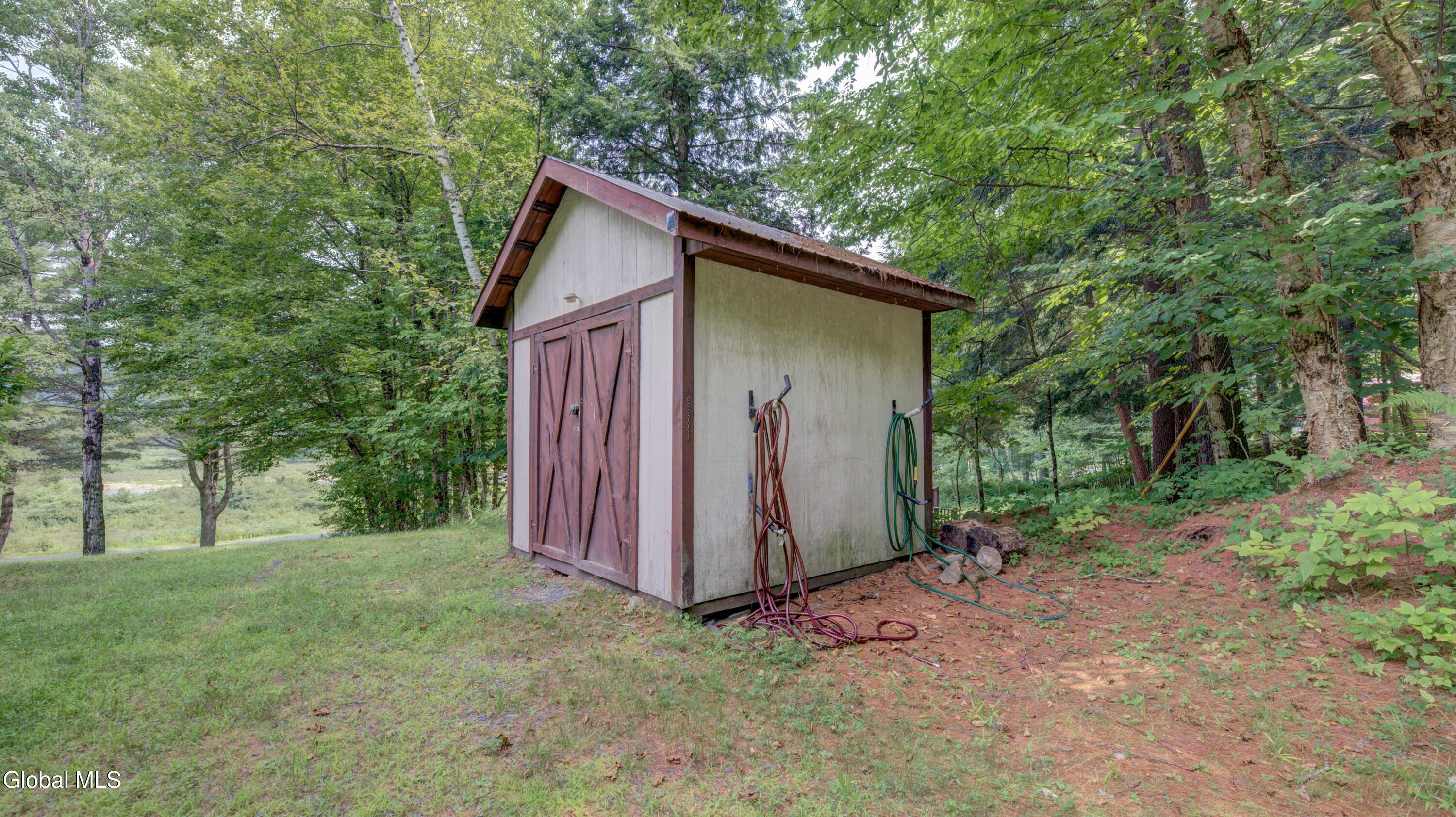 269 River Road Northville NY 12134