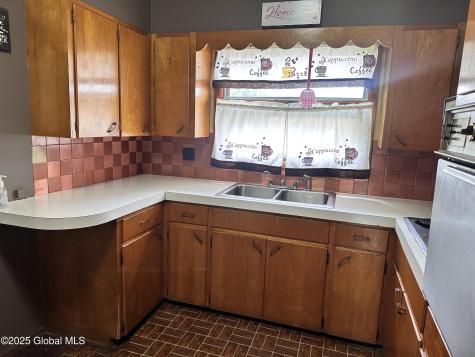 32 Parsons Avenue Hoosick Falls NY 12090