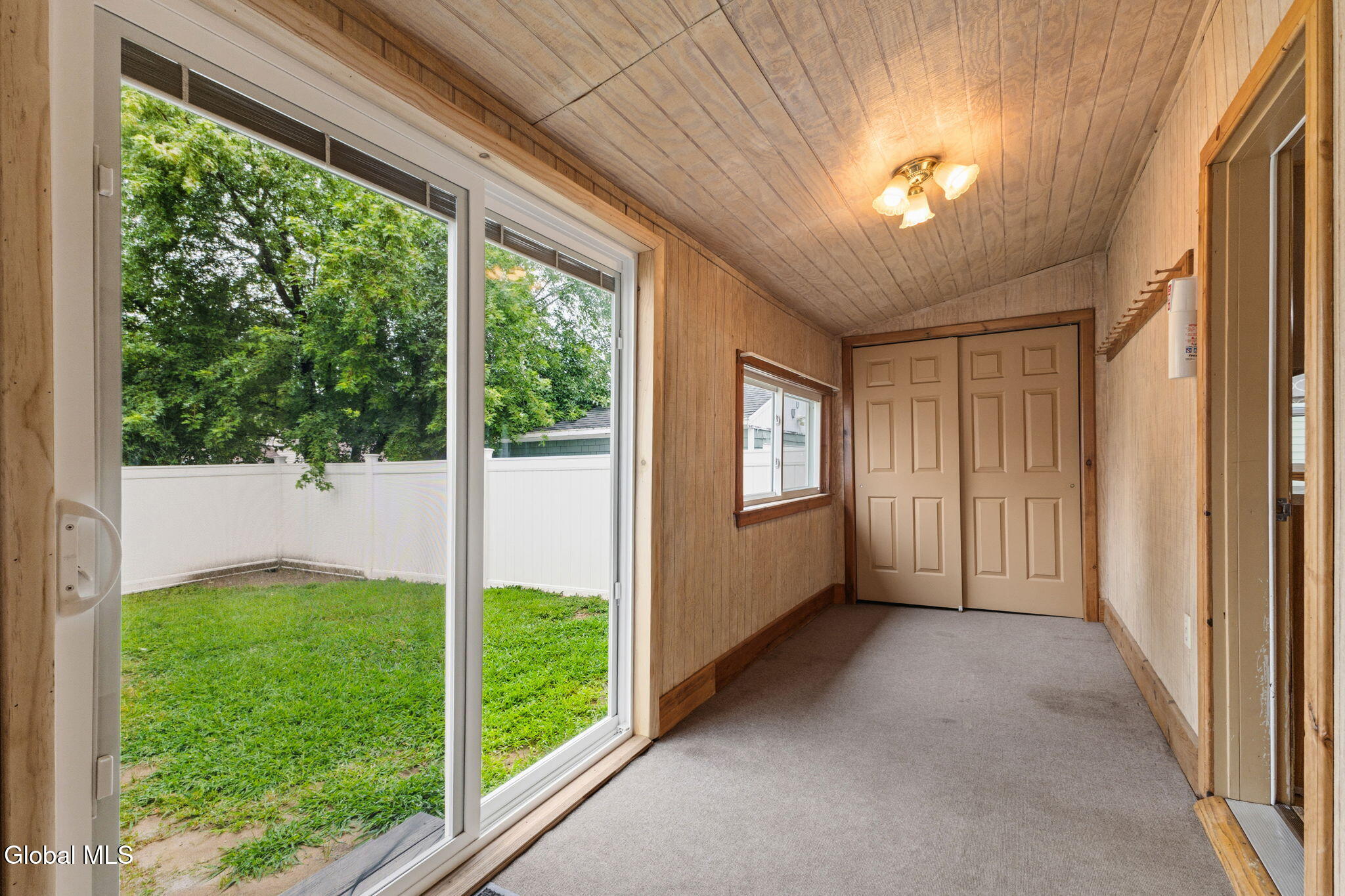 39 Fern Avenue Albany NY 12205