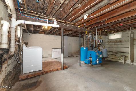 39 Fern Avenue Albany NY 12205
