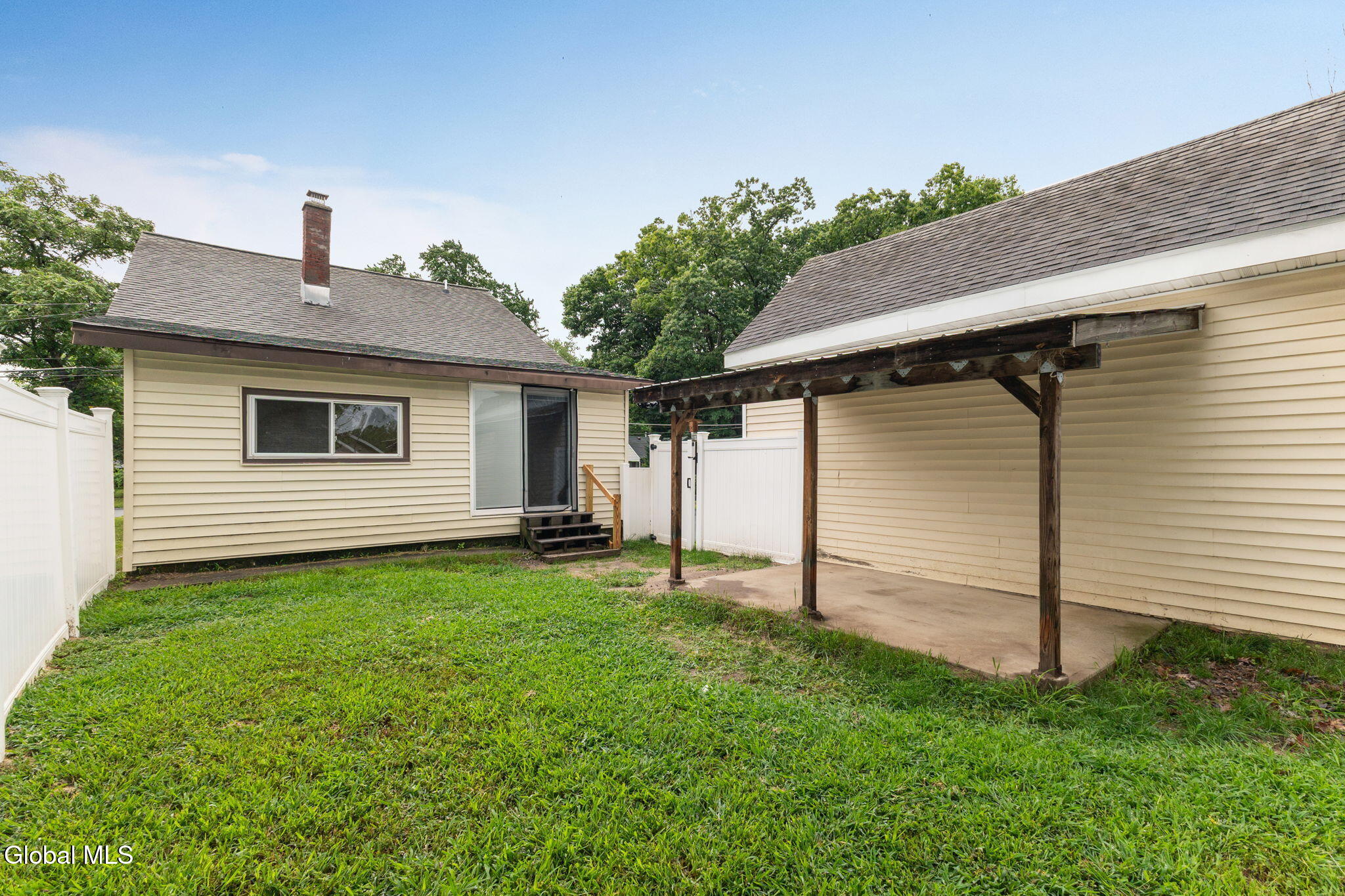 39 Fern Avenue Albany NY 12205