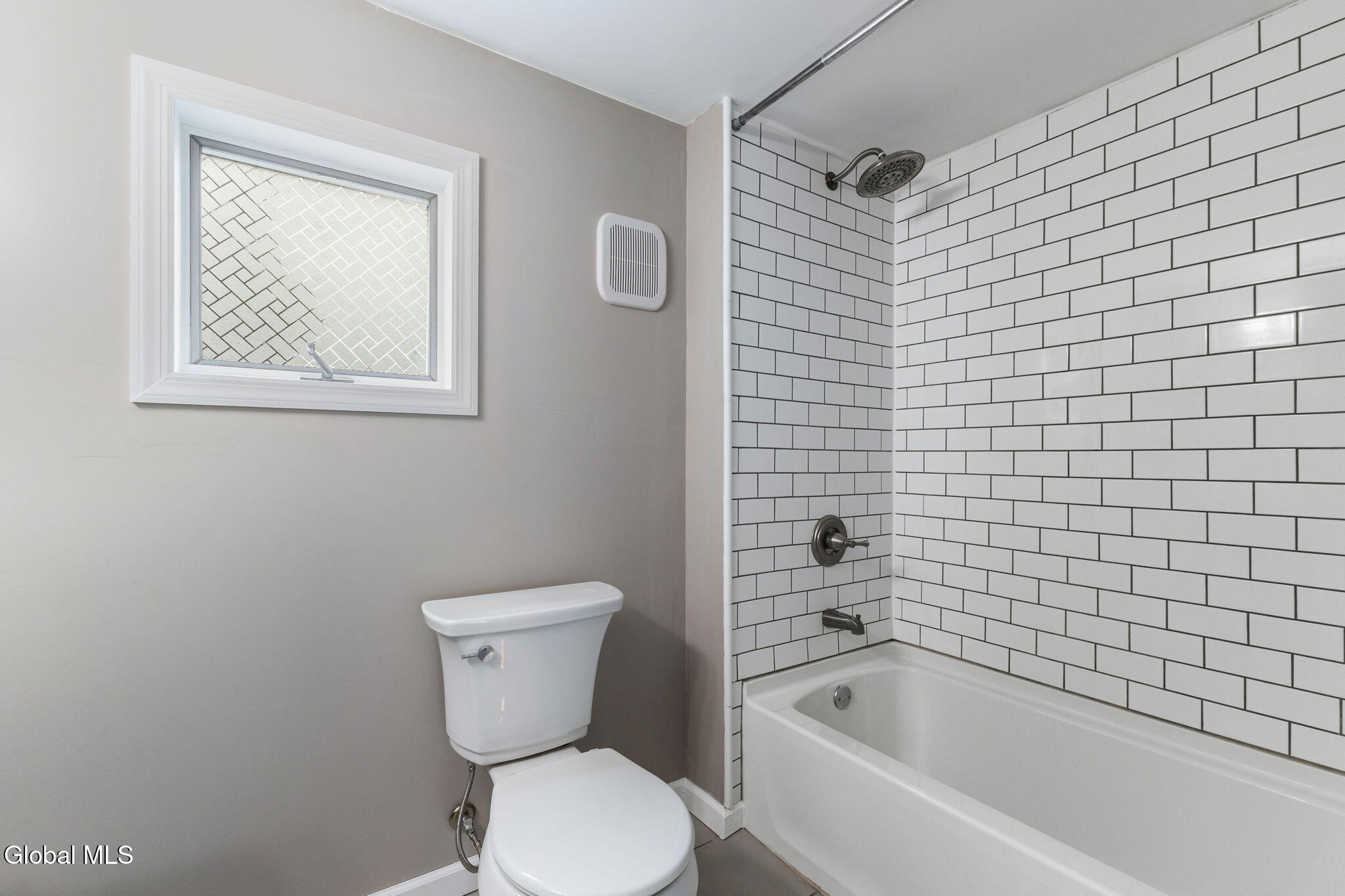 39 Fern Avenue Albany NY 12205