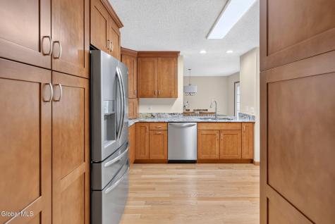 21 Carriage Hill Drive Latham NY 12110