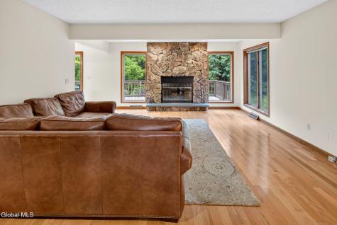 21 Carriage Hill Drive Latham NY 12110