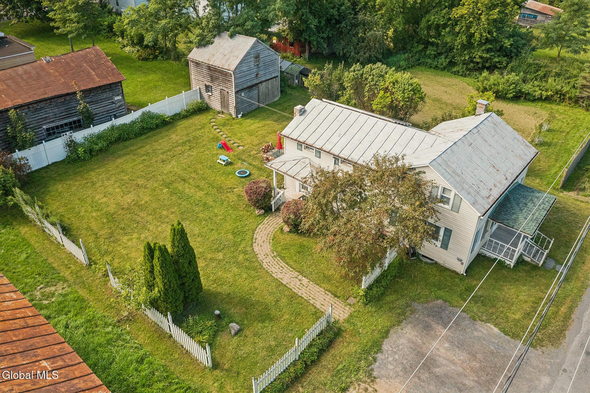 122 School Street Schoharie NY 12157
